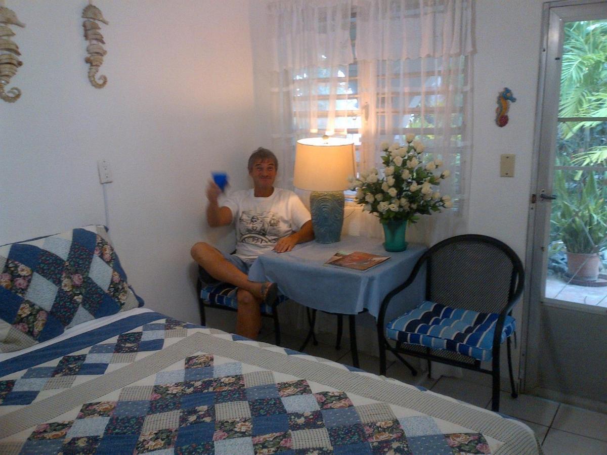 Coconut Palms Inn Rincon Δωμάτιο φωτογραφία